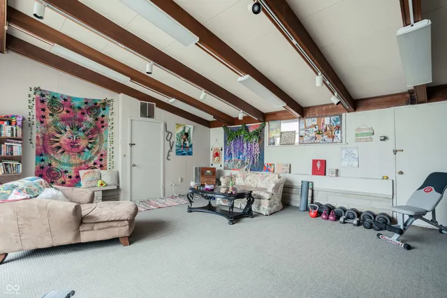 $200,000 | 225 College Drive, Anderson, IN 46012