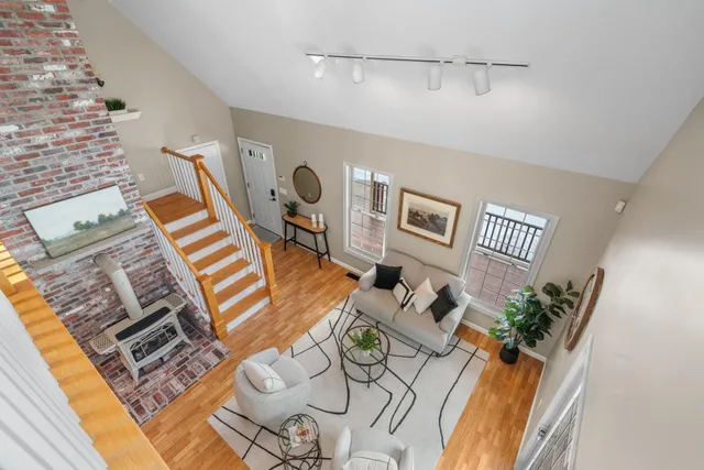 $675,000 | 71 Island Pond Road, Derry, NH 03038