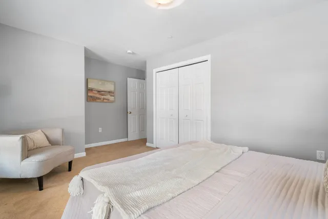 $675,000 | 71 Island Pond Road, Derry, NH 03038