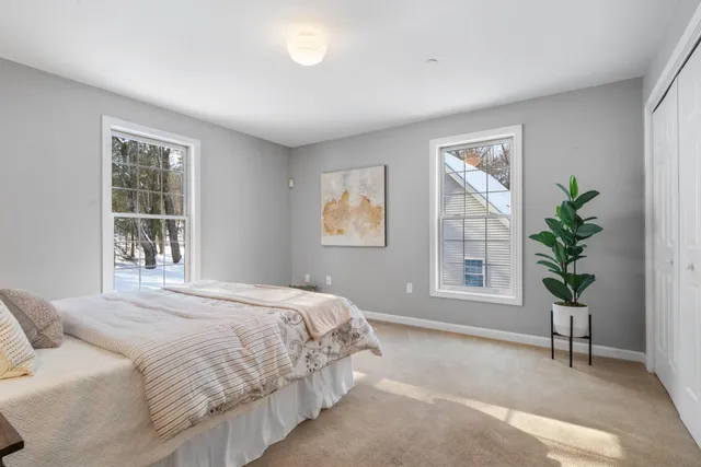 $675,000 | 71 Island Pond Road, Derry, NH 03038