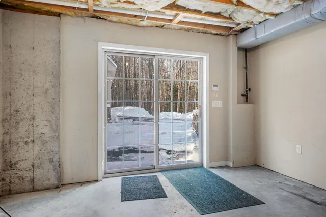 $675,000 | 71 Island Pond Road, Derry, NH 03038