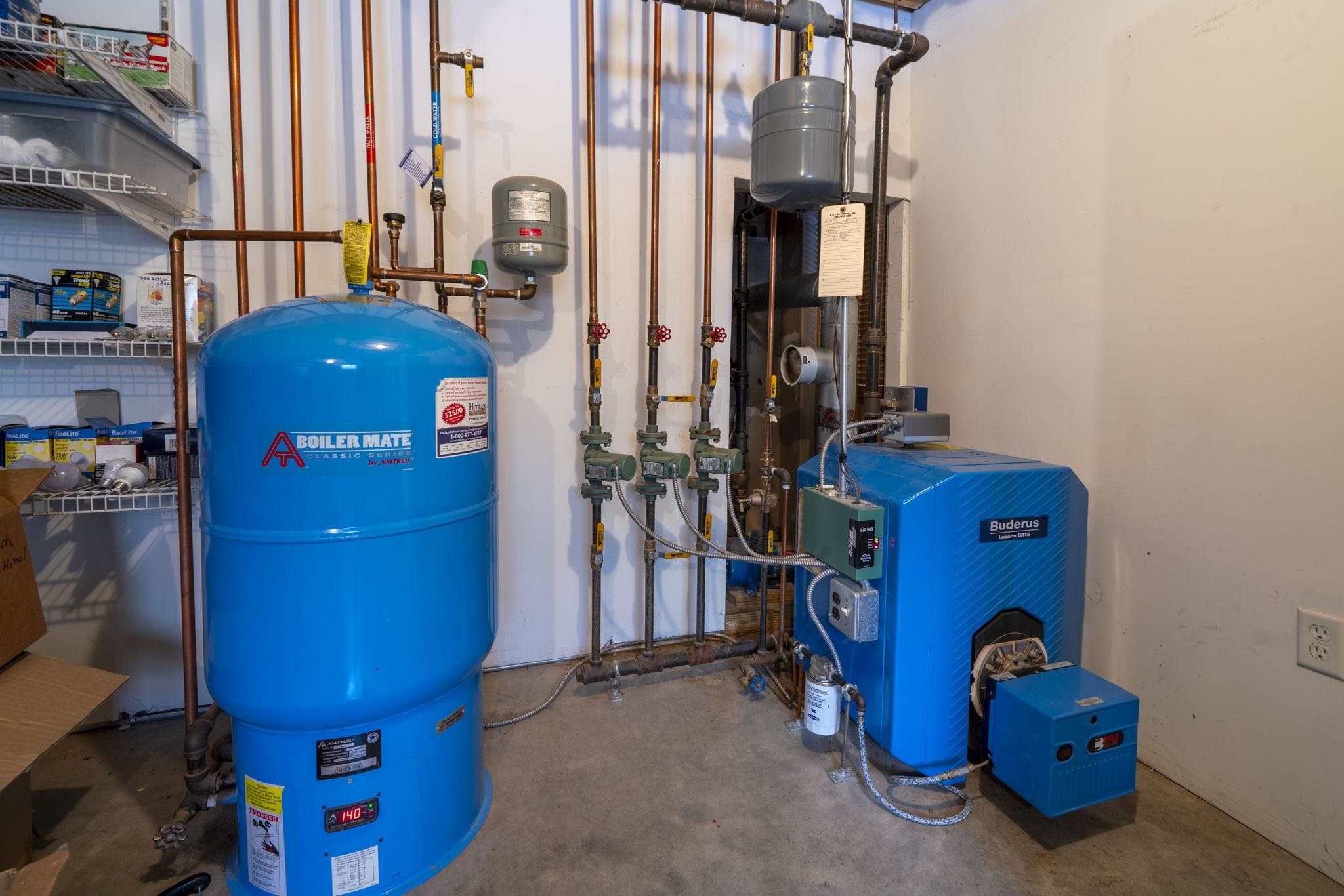 71 Island Pond Road Derry, NH 03038 - Photo 39 of 57