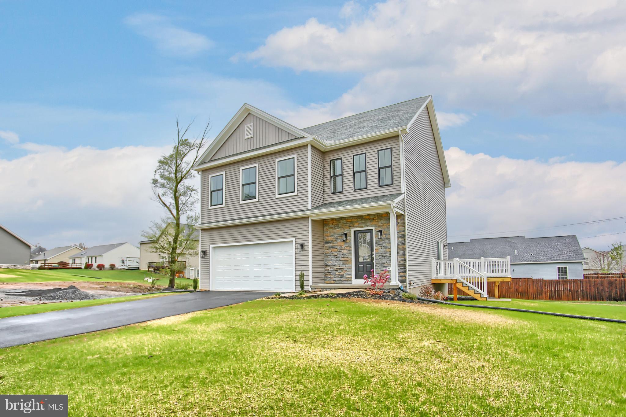 905 Dunbar Road Carlisle, PA 17013 - Photo 3 of 6 Gallery Image 3