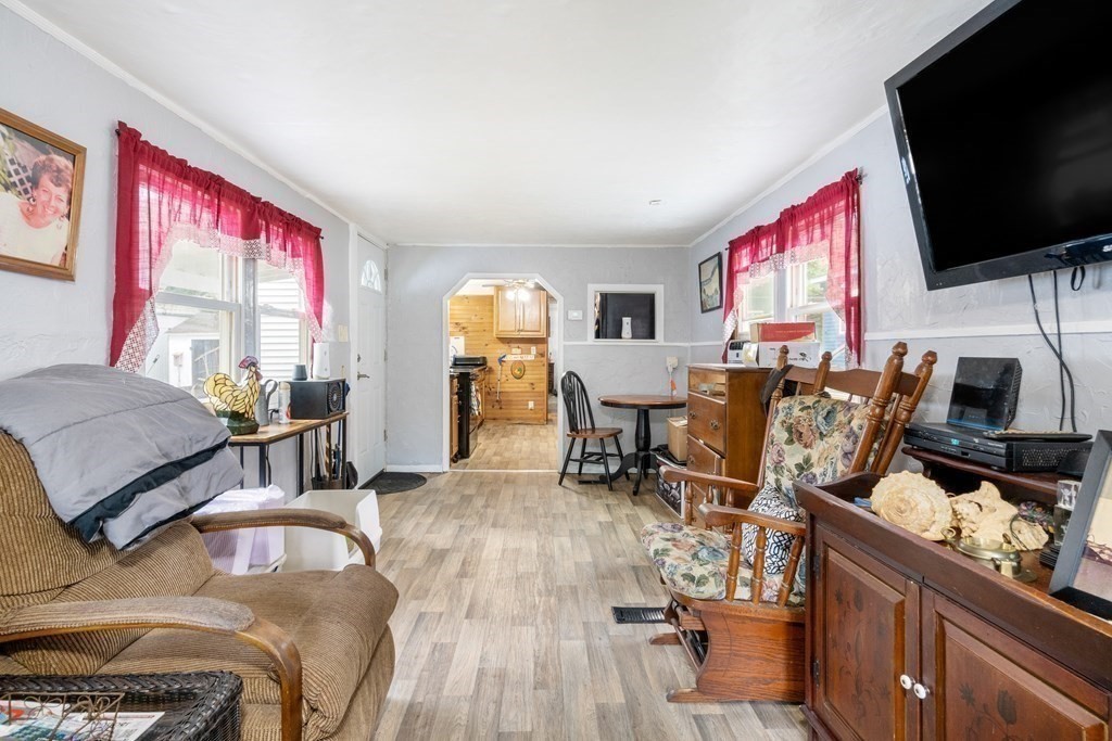 376 Worcester Road, Unit 8 Charlton, MA 01507 - Photo 6 of 17 Gallery Image 6
