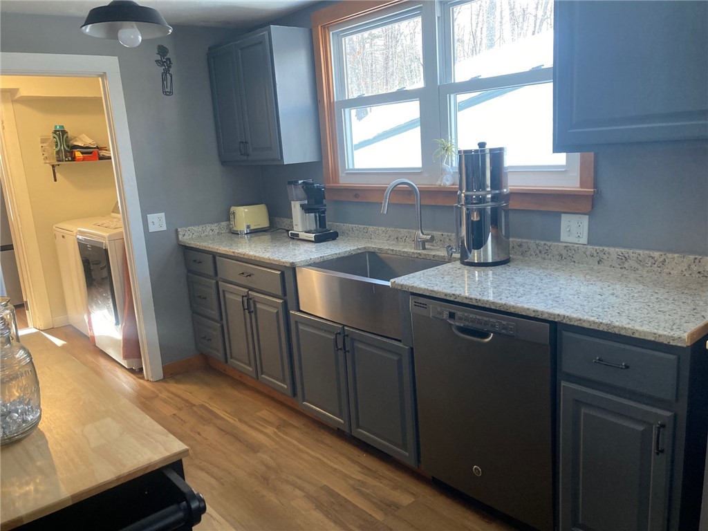 29 Mt Hygeia Road Foster, RI 02825 - Photo 15 of 25 lots of counter space