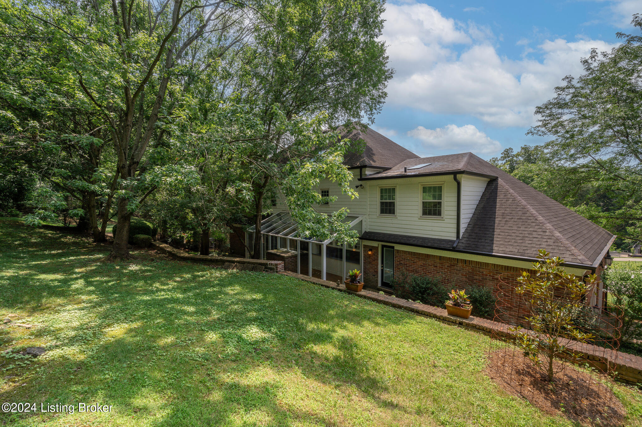 1513 Northwind Road Louisville, KY 40207 - Photo 36 of 37 1513 Northwind Rd-69 (29) copy