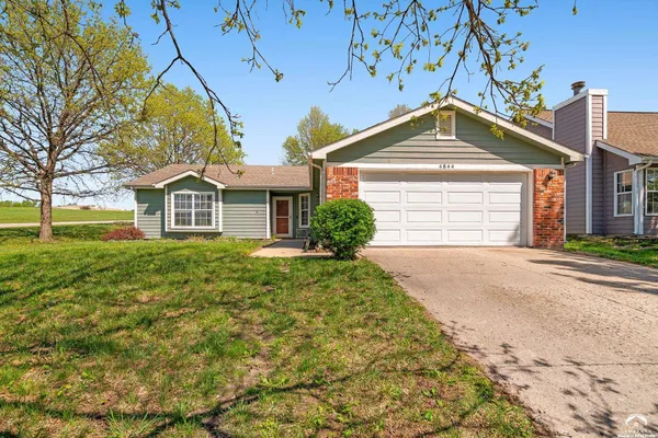 $315,000 | 4844 West 24th Street, Lawrence, KS 66047