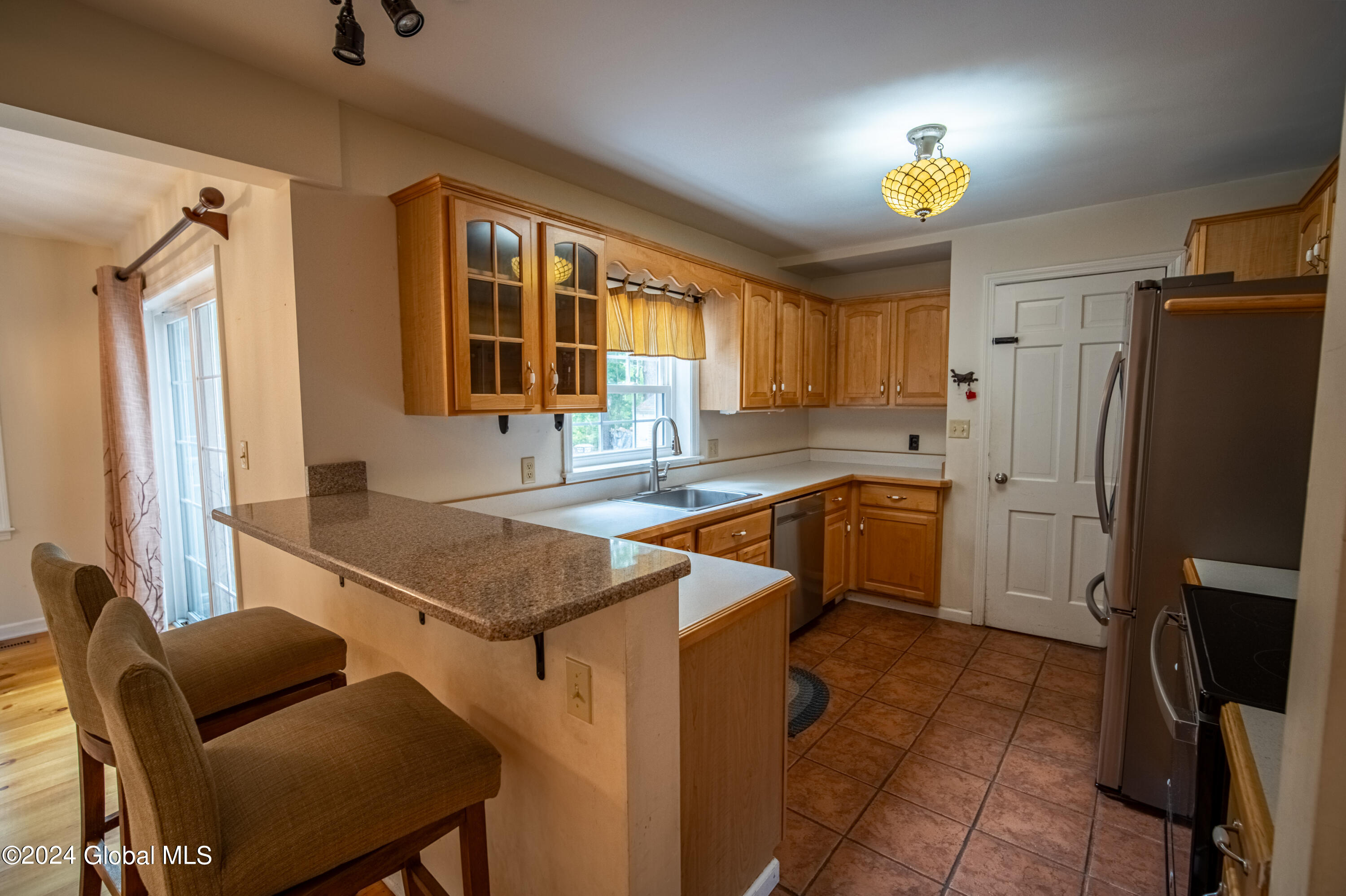 907 Inman Road Niskayuna, NY 12309 - Photo 14 of 53 907 Inman Rd