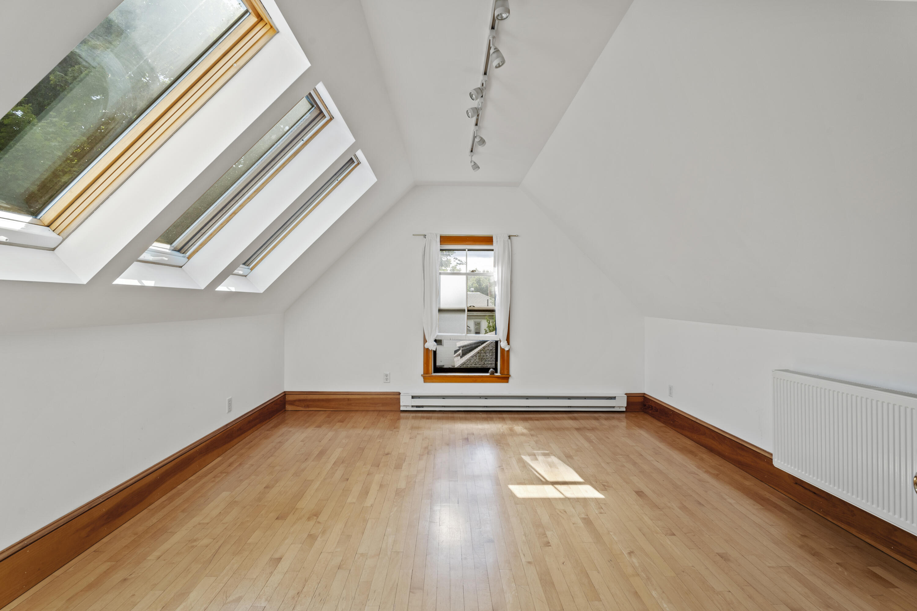 80 Maple Street Bangor, ME 04401 - Photo 21 of 55 DSC02101