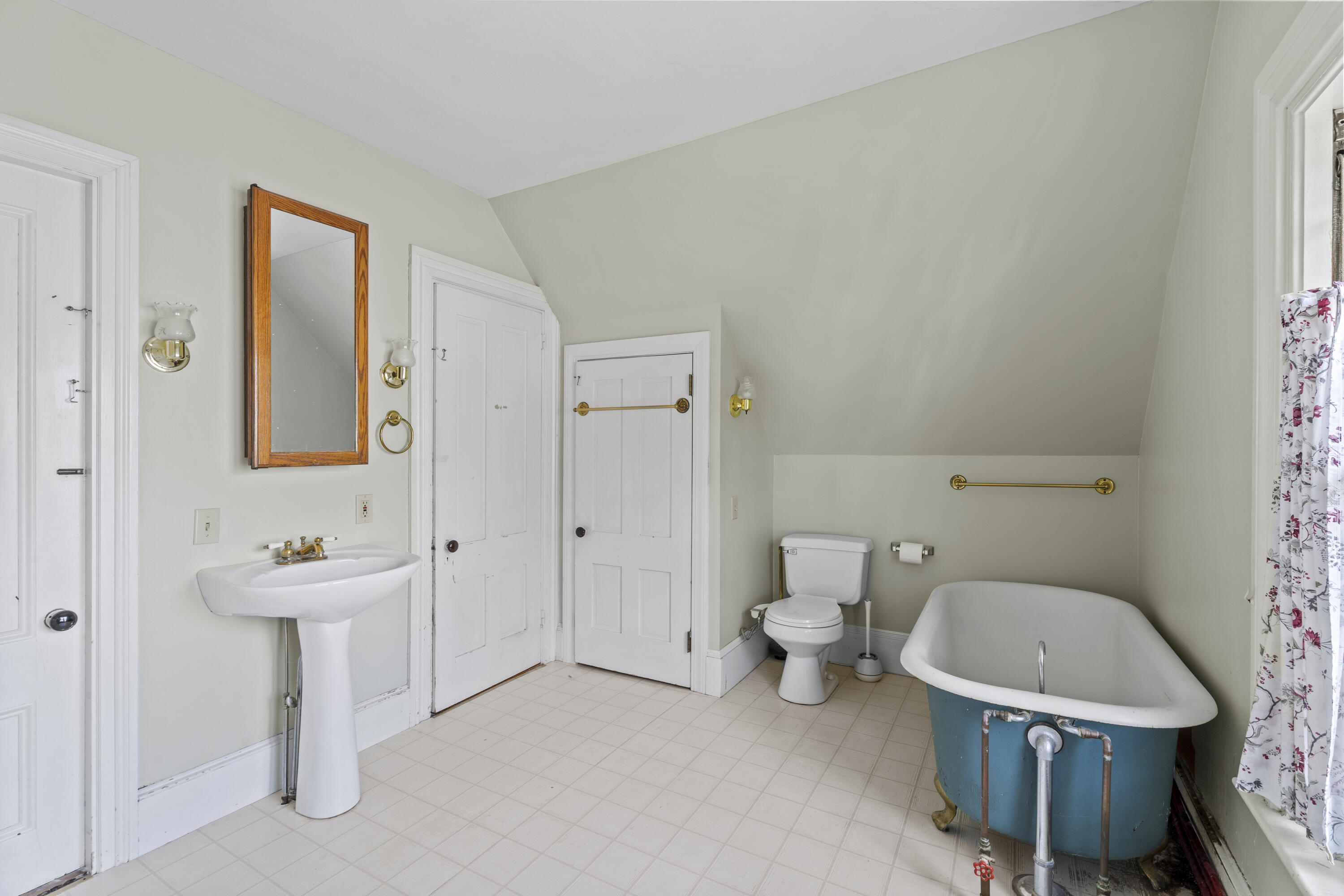 80 Maple Street Bangor, ME 04401 - Photo 22 of 55 DSC02095