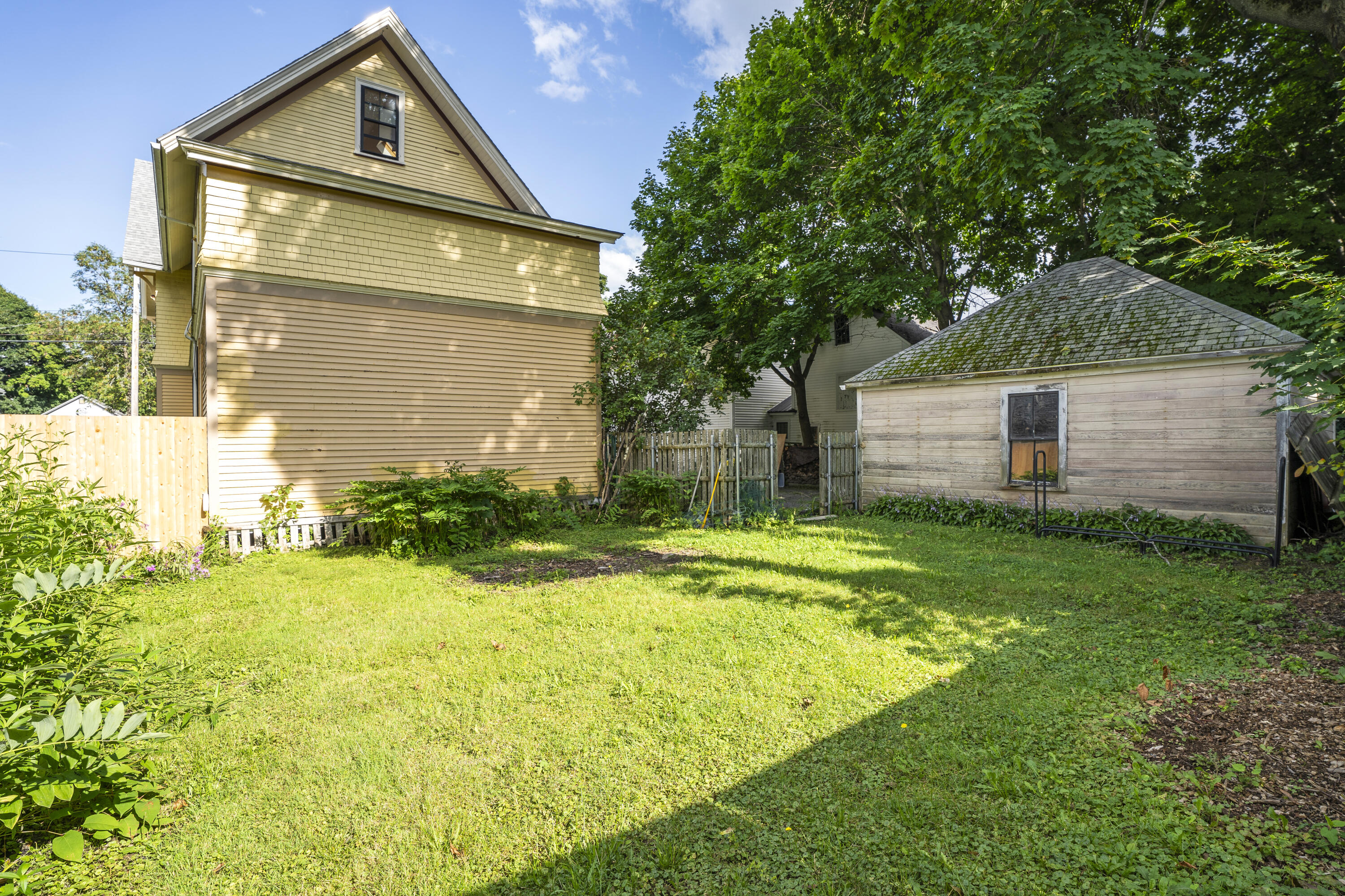 80 Maple Street Bangor, ME 04401 - Photo 3 of 55 DSC02188