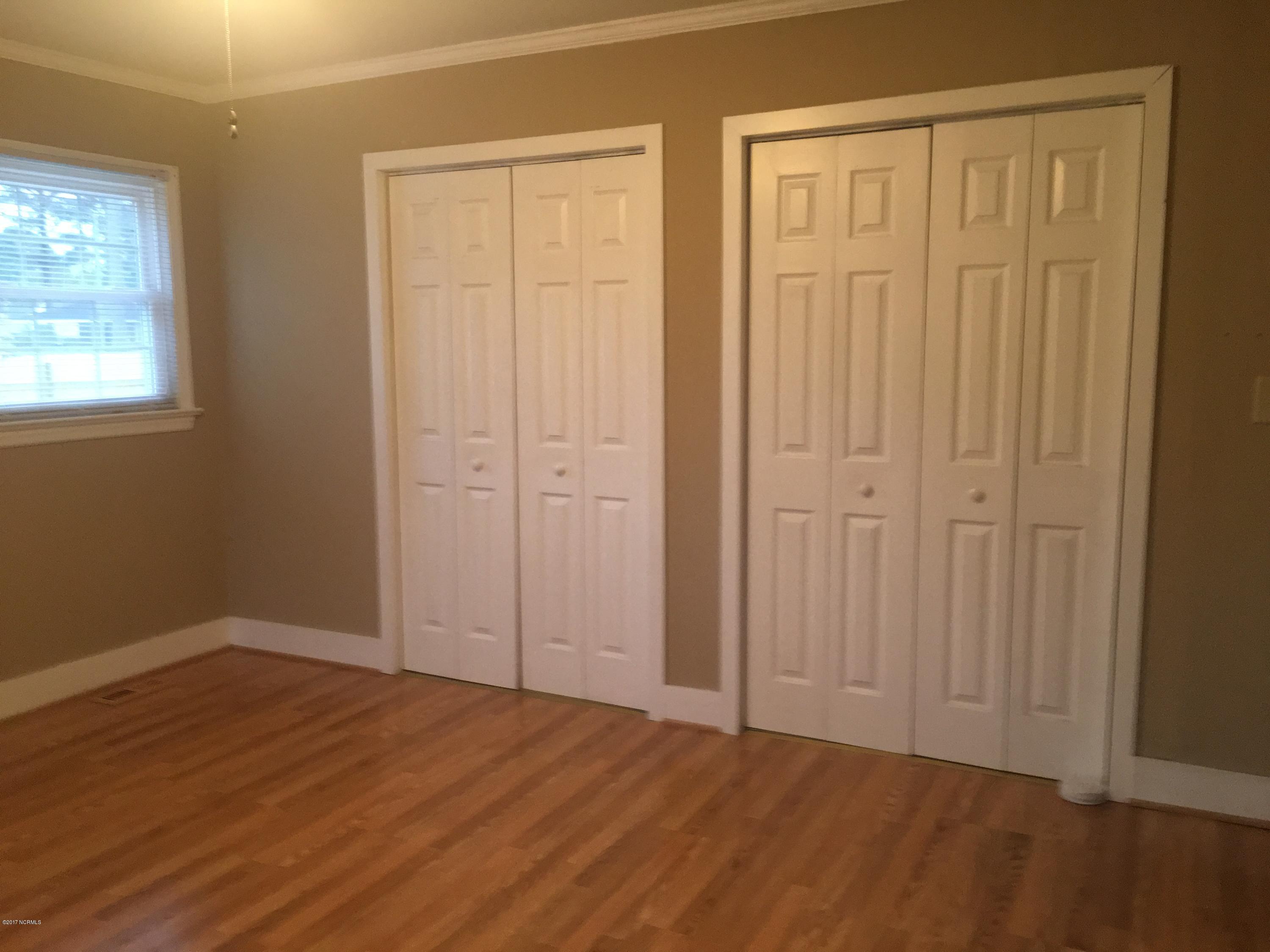 700 Raleigh Road Clinton, NC 28328 - Photo 15 of 16 IMG_5878