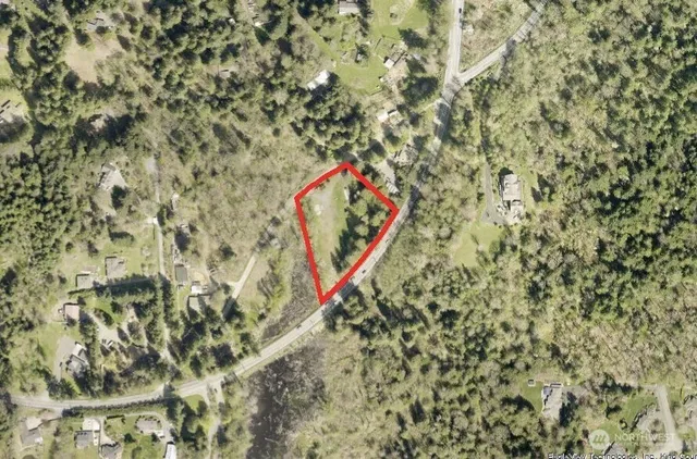 a view of empty room with windows