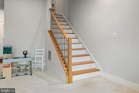 a view of entryway and hall