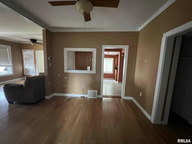 $74,000 | 809 West Jefferson Street, Macomb, IL 61455