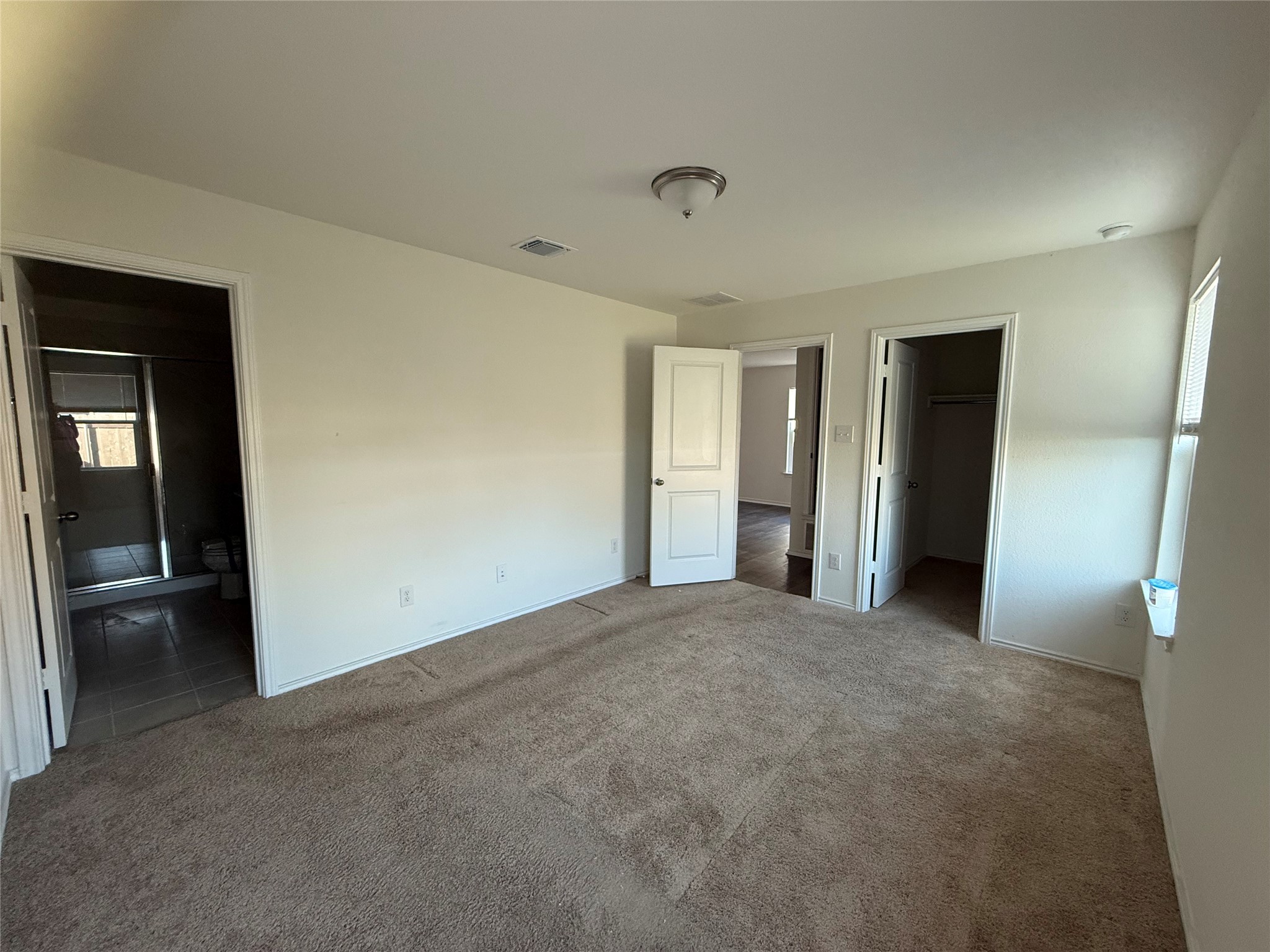 204 Lucky Texan Road Jarrell, TX 76537 - Photo 8 of 10 Master bedroom