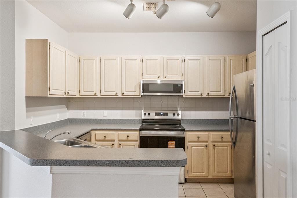 2837 Shadow View Circle, Unit 2837 Maitland, FL 32751 - Photo 12 of 36