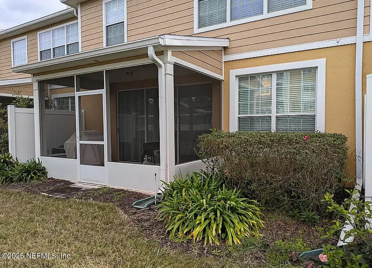 4204 Metron Drive Jacksonville, FL 32216 - Photo 10 of 24 front view of a house