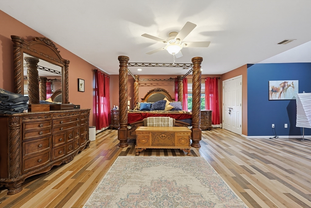 24 Rhodes Street Plainville, MA 02762 - Photo 20 of 42