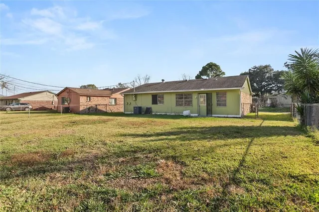$2,000 | 6220 Kingston Court, New Orleans, LA 70131