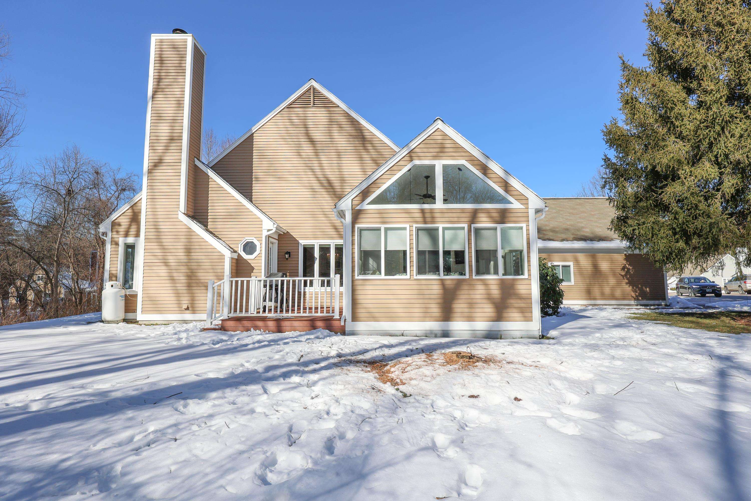 554 Straw Hill Road Manchester, NH 03104 - Photo 31 of 36