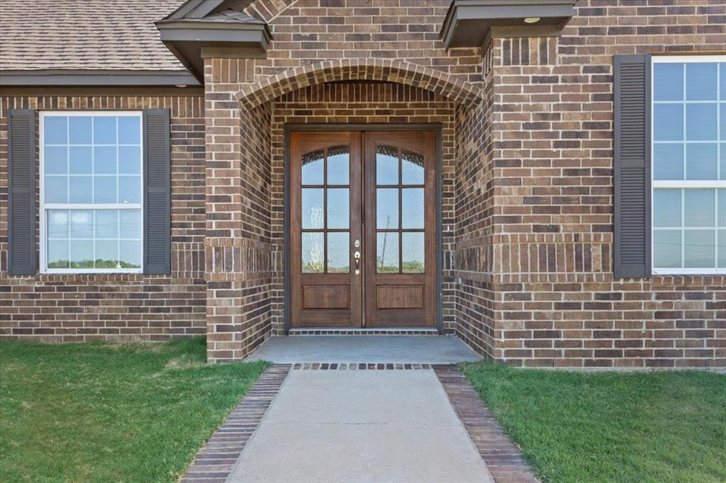14356 China Spring Road China Spring, TX 76633 - Photo 3 of 36
