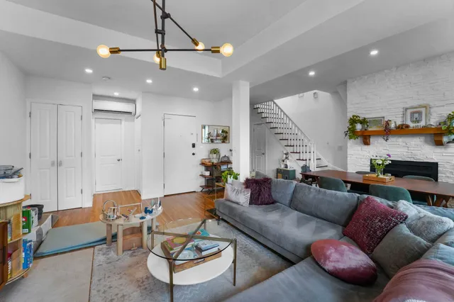 $759,000 | 159 Newark Street, Unit 4B, Hoboken, NJ 07030