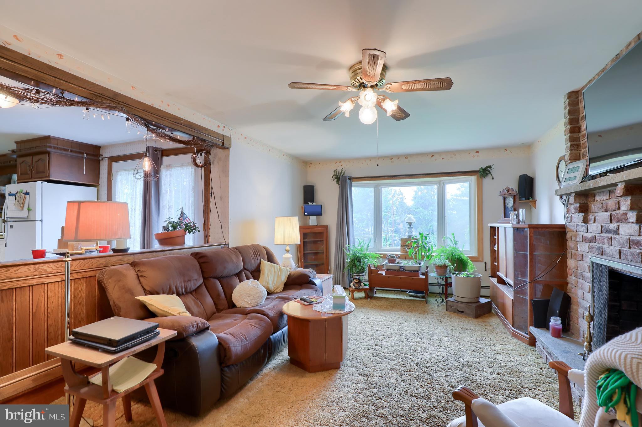 220 Weaver Drive Lititz, PA 17543 - Photo 3 of 33 Gallery Image 3
