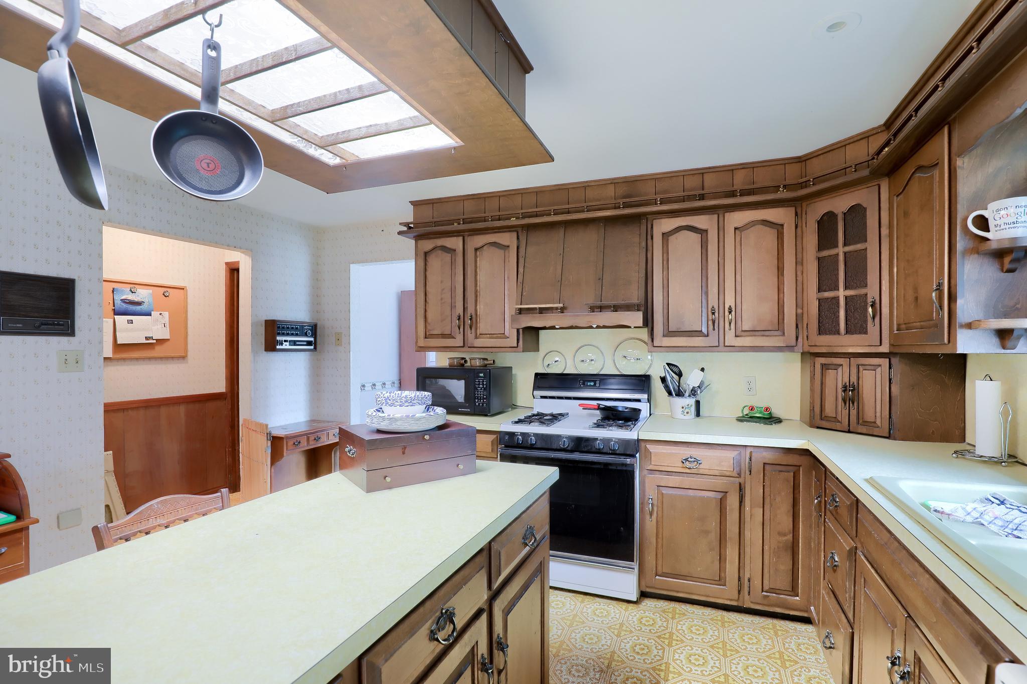 220 Weaver Drive Lititz, PA 17543 - Photo 7 of 33 Gallery Image 7