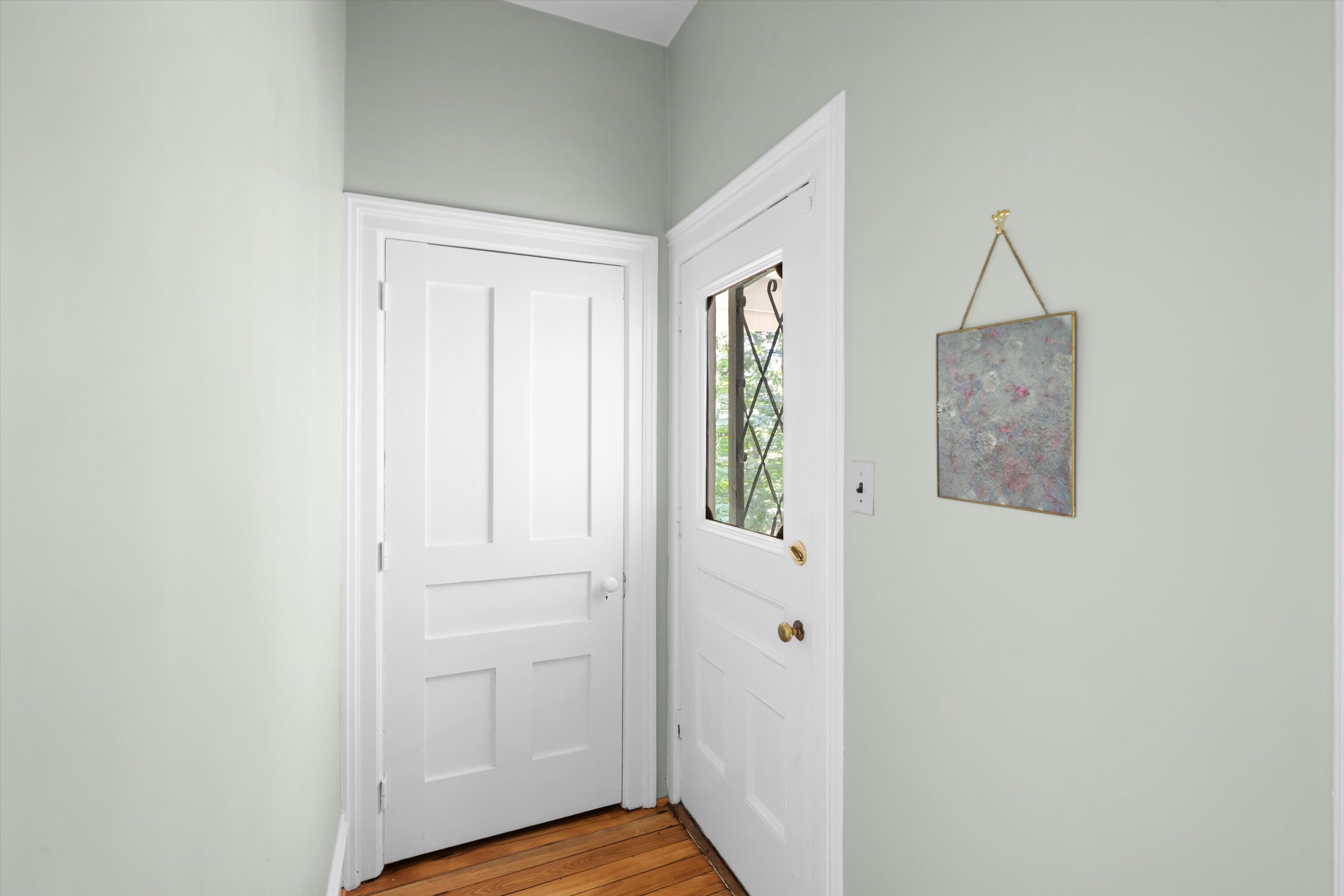 941 Newport Road Ann Arbor, MI 48103 - Photo 5 of 30 14-DSC09929