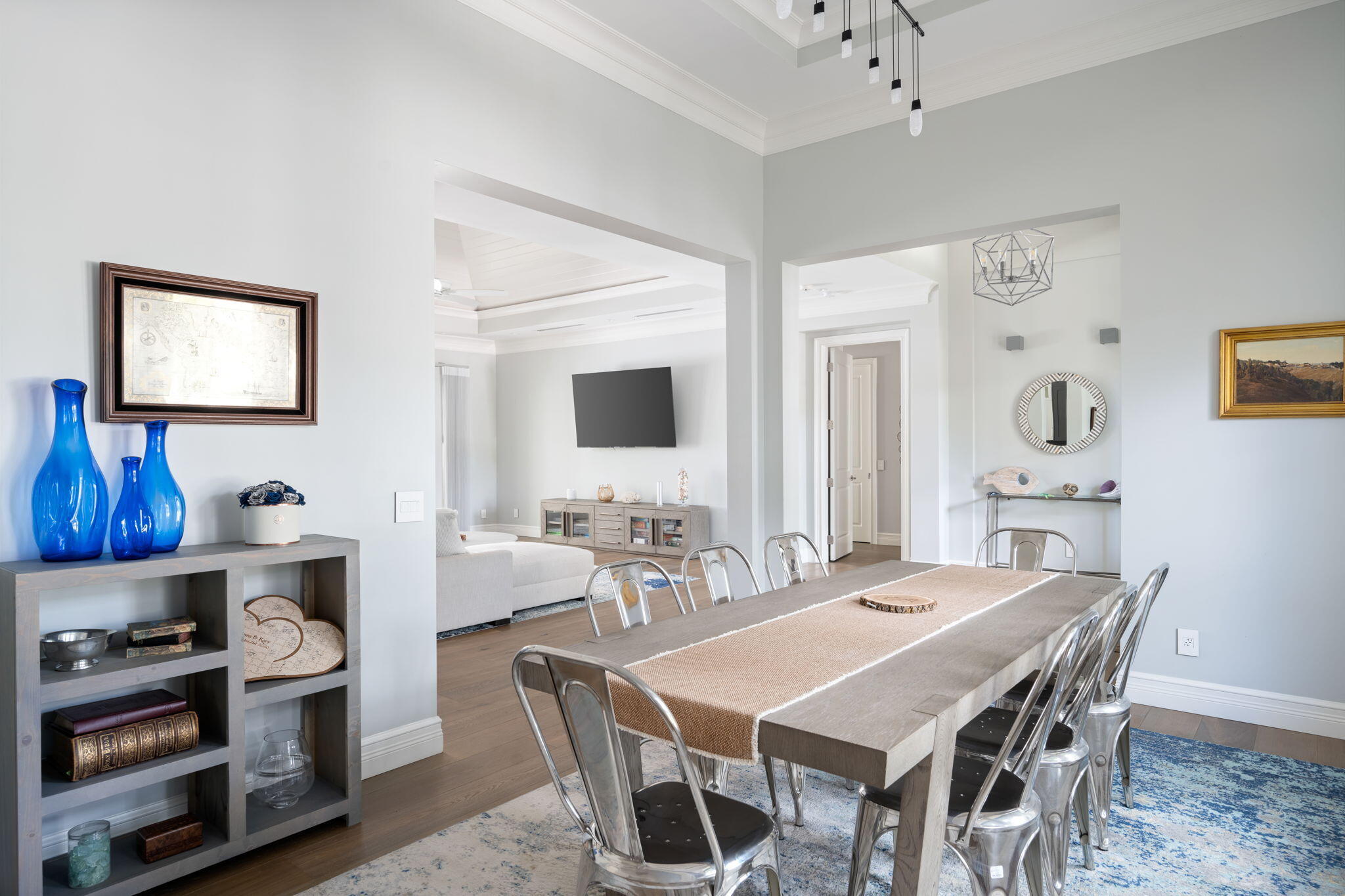 544 Live Oak Road Vero Beach, FL 32963 - Photo 4 of 55 a view of a dining room with furniture