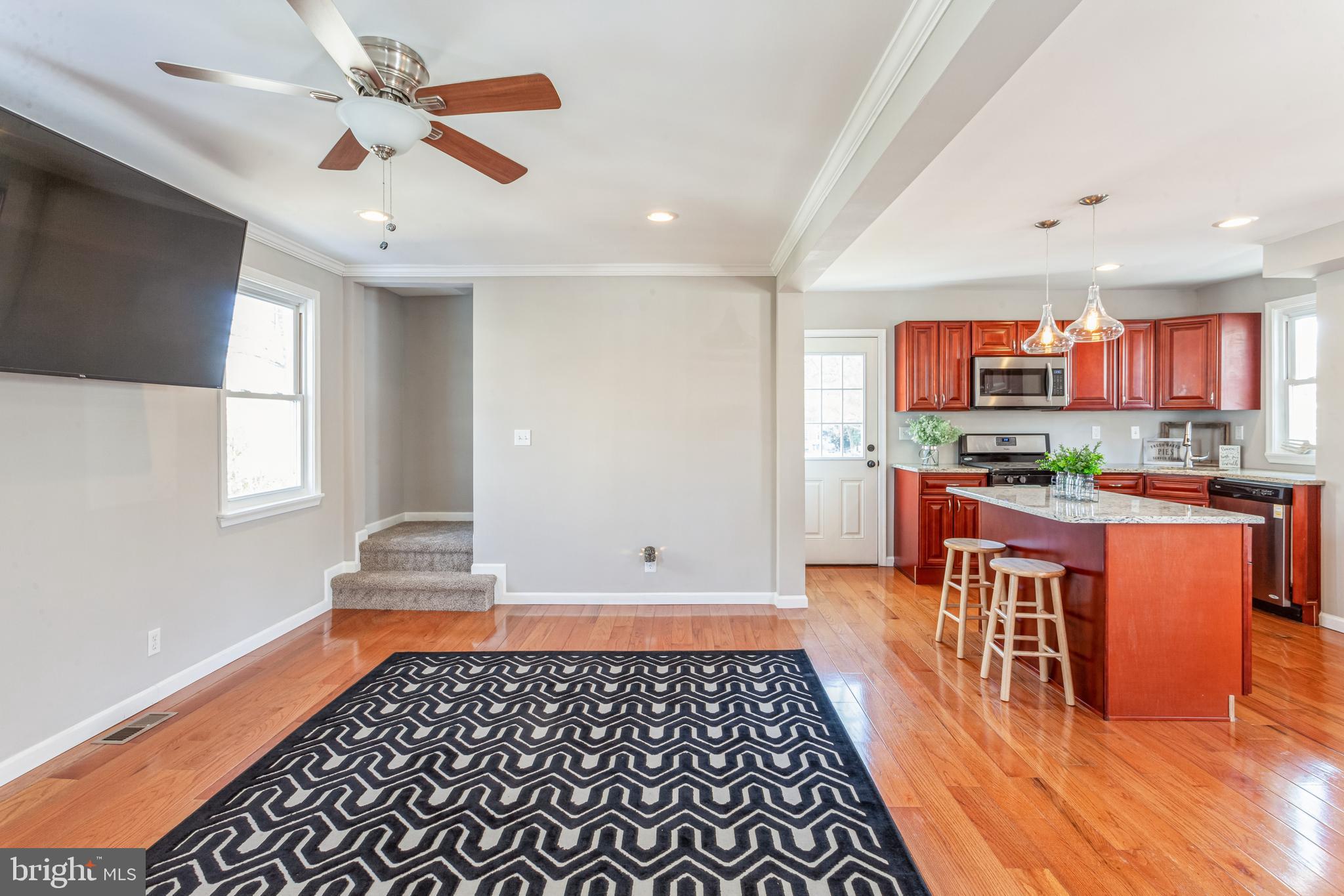 133 Osborn Road Aberdeen, MD 21001 - Photo 2 of 36 Living Room