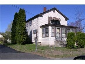 16 Haig Street Rochester, NH 03867 - Photo 1 of 21