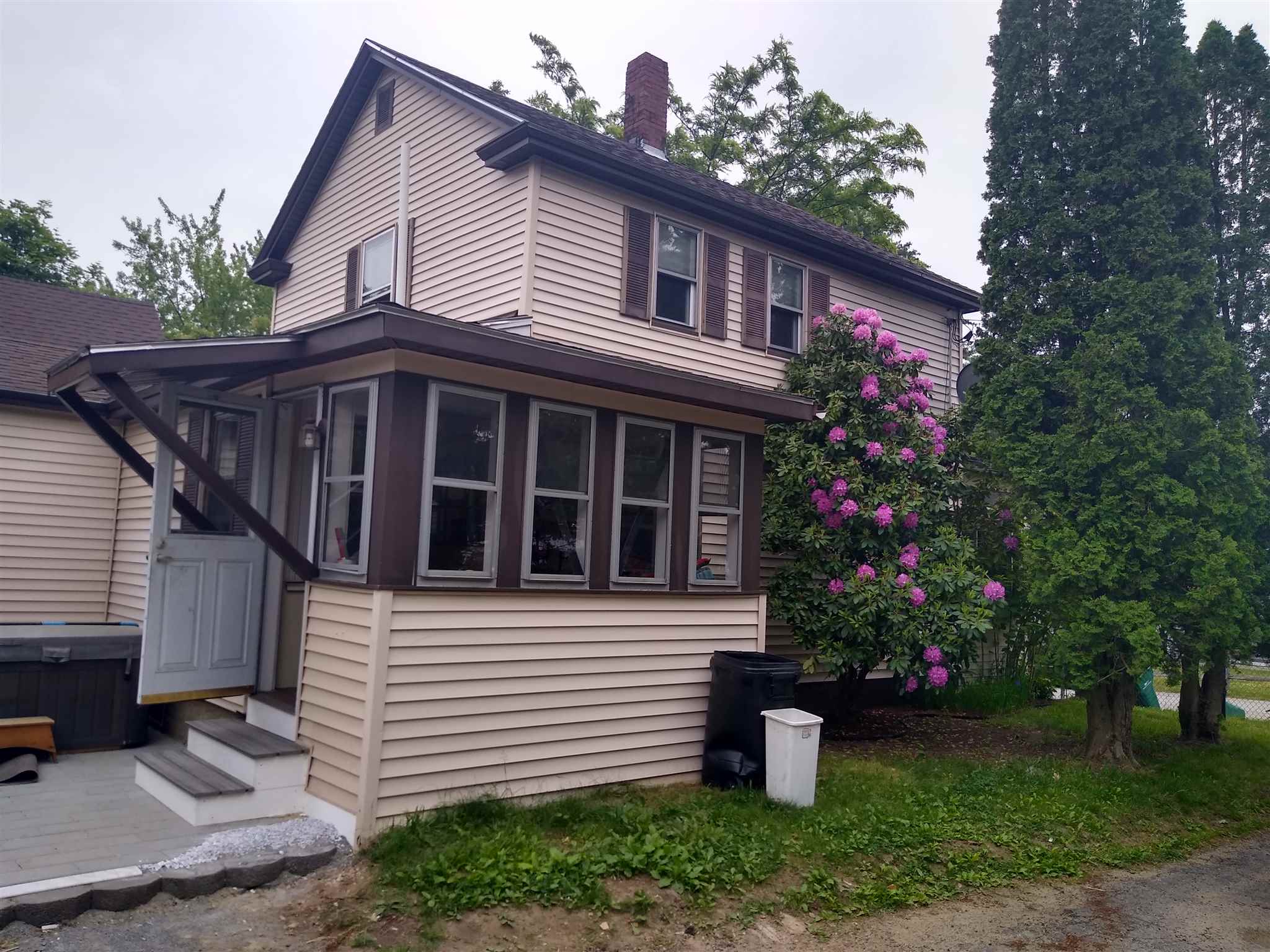 16 Haig Street Rochester, NH 03867 - Photo 2 of 21