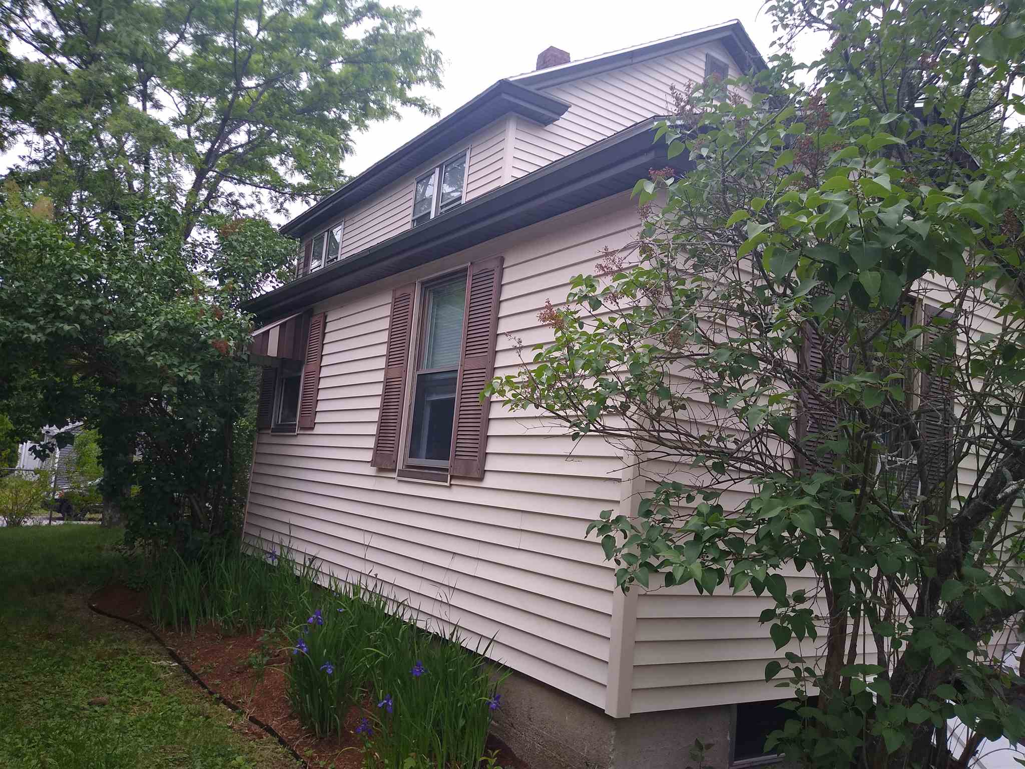 16 Haig Street Rochester, NH 03867 - Photo 3 of 21