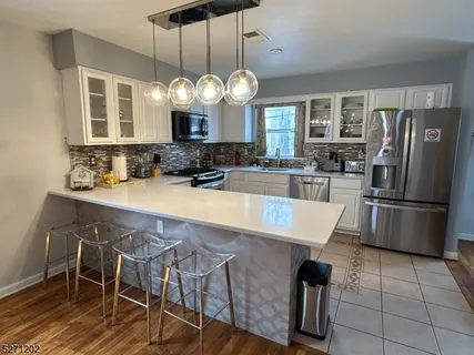 $3,300 | 29 Madonna Place, Unit A, East Orange, NJ 07018