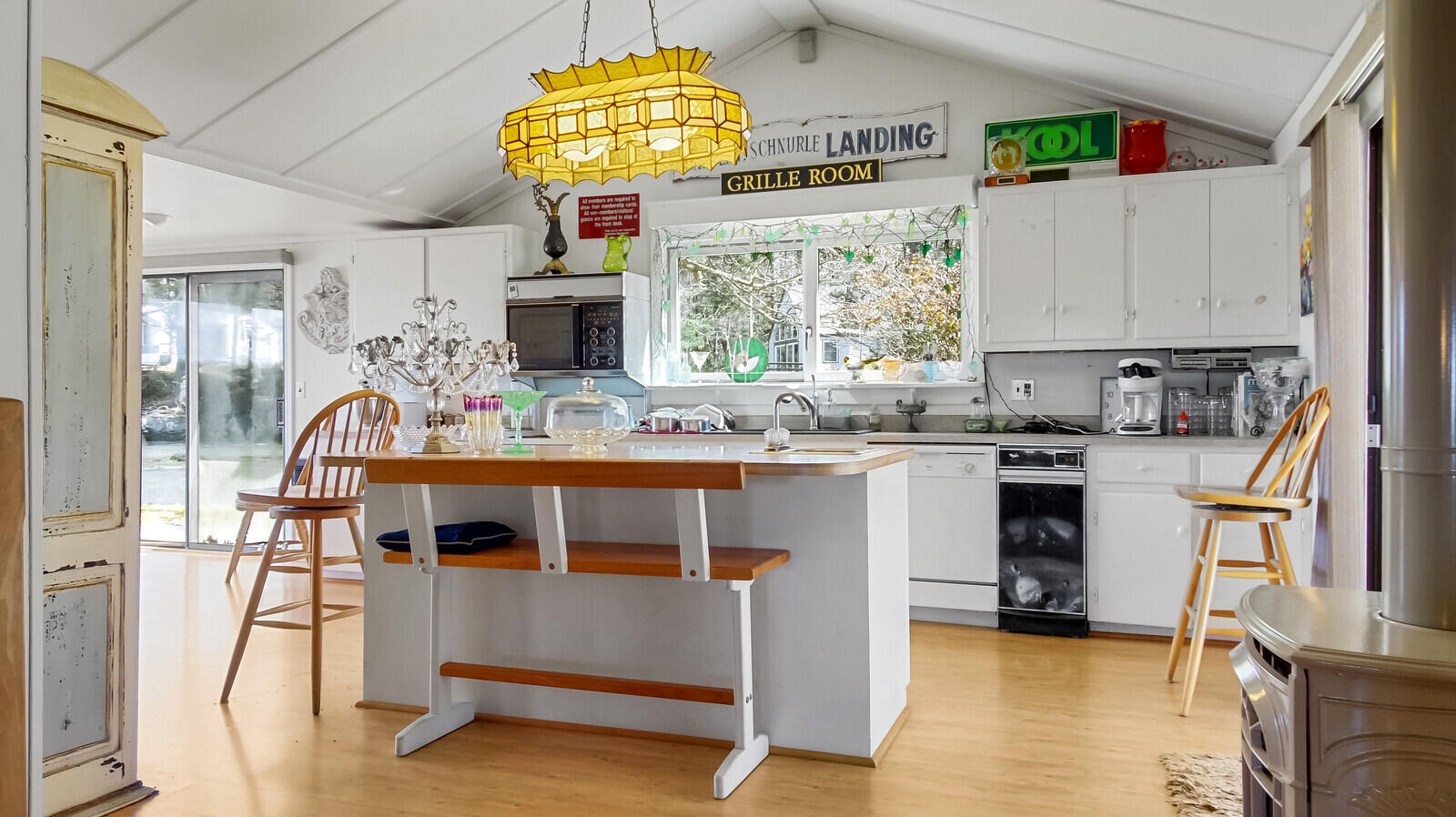 45 Delano Road Boothbay, ME 04571 - Photo 10 of 54 6 KItchen