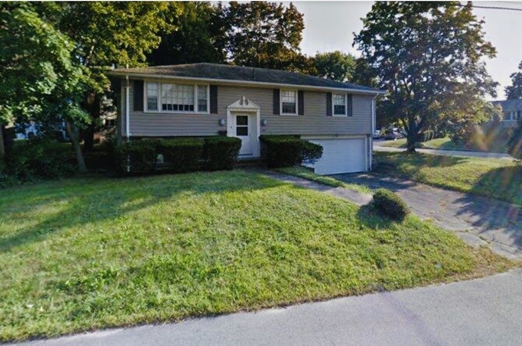 39 Thorndike Road Lowell, MA 01852 - Photo 1 of 10 Gallery Image 1
