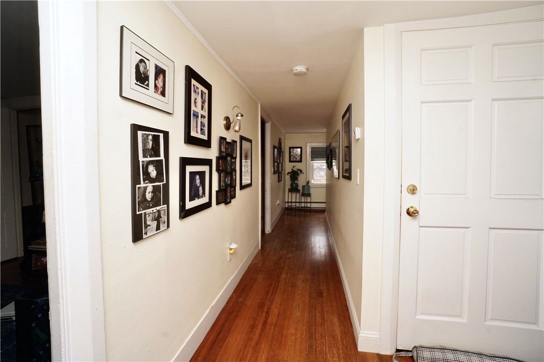342 Boulevard Middletown, RI 02842 - Photo 14 of 22