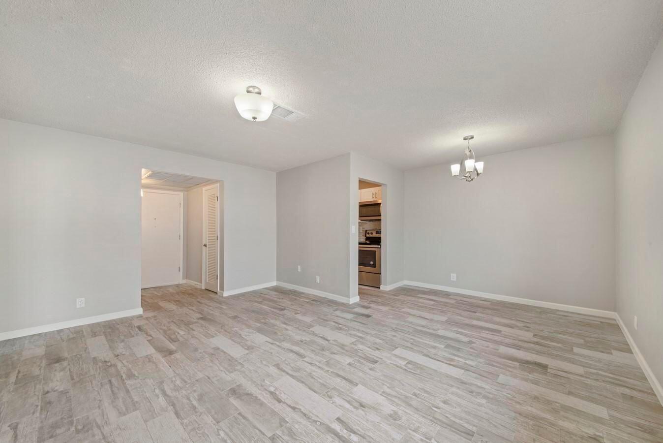 298 Southwest 6th Street, Unit 106 Boca Raton, FL 33432 - Photo 2 of 11 f7
