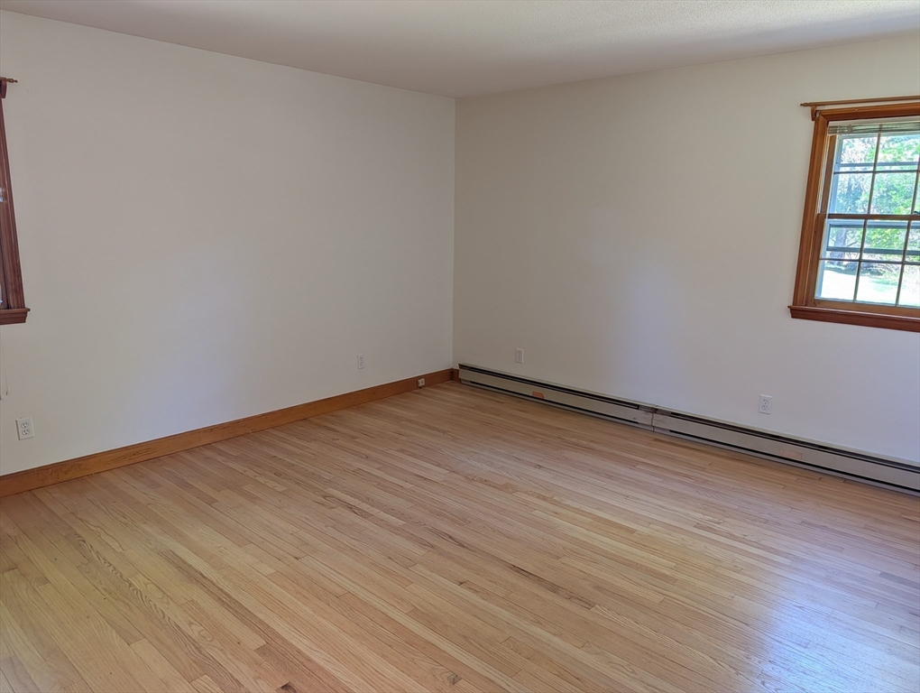124 Plain Road Deerfield, MA 01373 - Photo 13 of 26