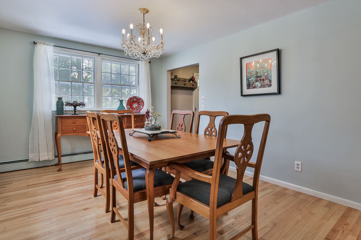 37 New Boston Road Amherst, NH 03031 - Photo 10 of 40