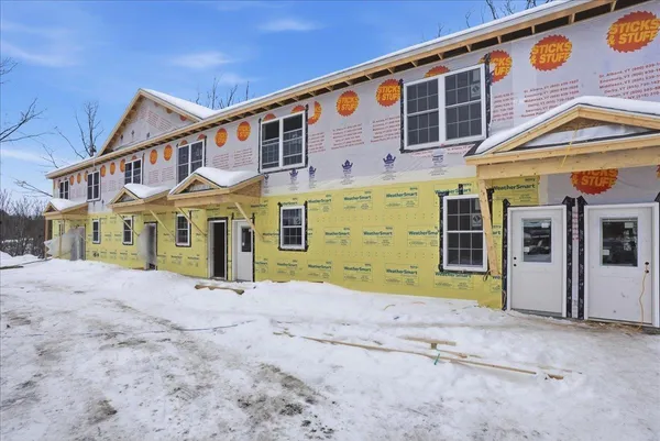 $359,900 | 7 River Street, Unit 1, Milton, VT 05468