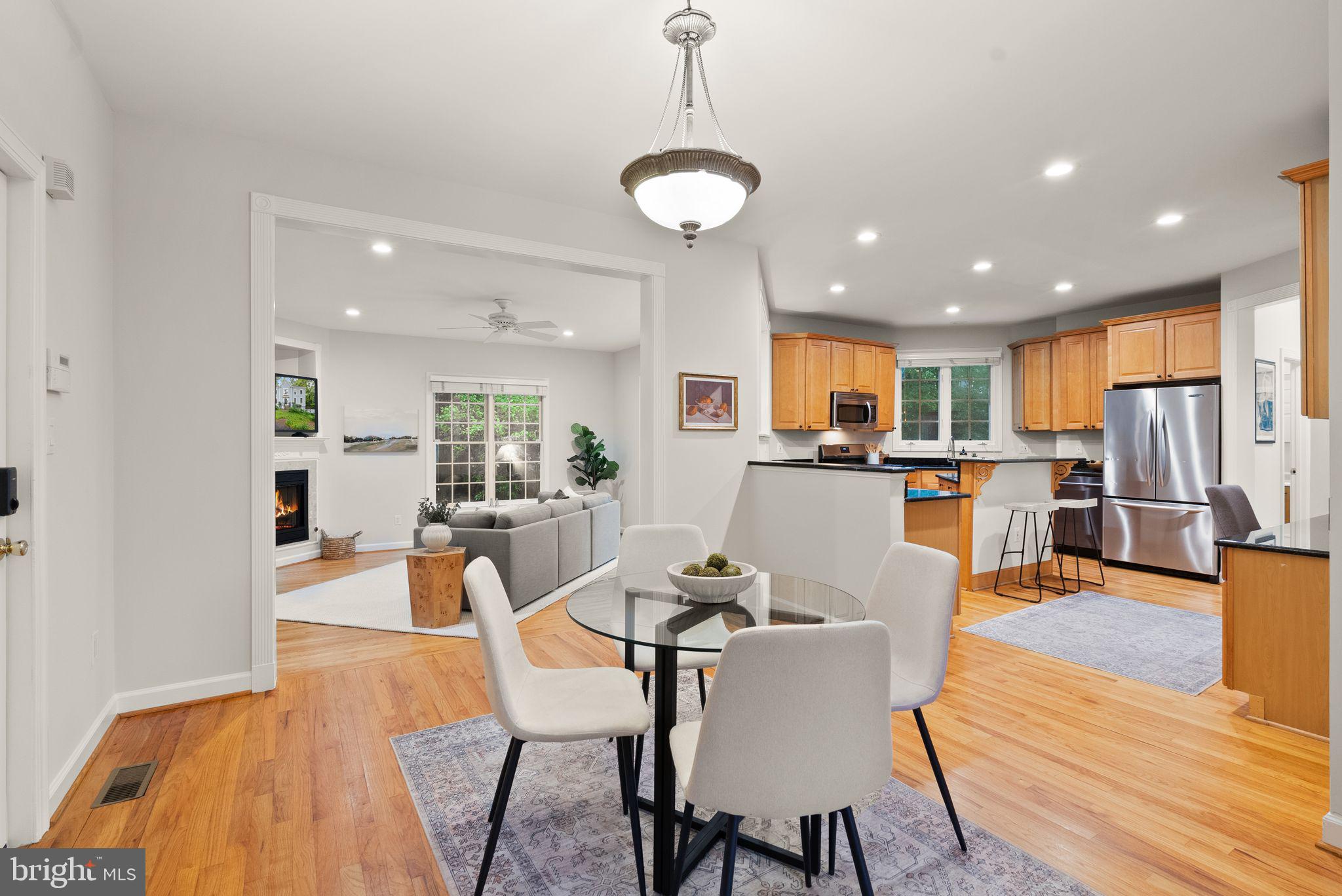 6006 Chesterbrook Road McLean, VA 22101 - Photo 18 of 63 Kitchen/Family Room