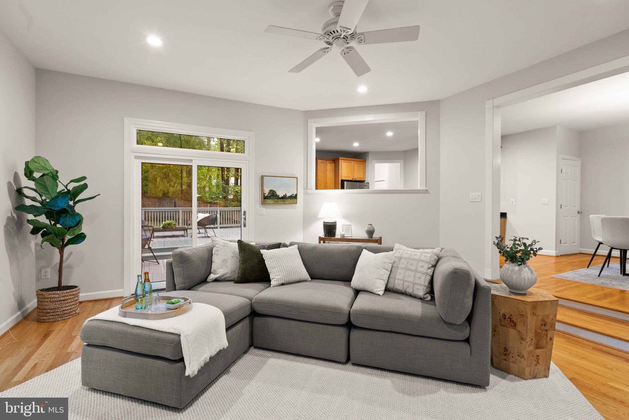 6006 Chesterbrook Road McLean, VA 22101 - Photo 21 of 63 Family Room