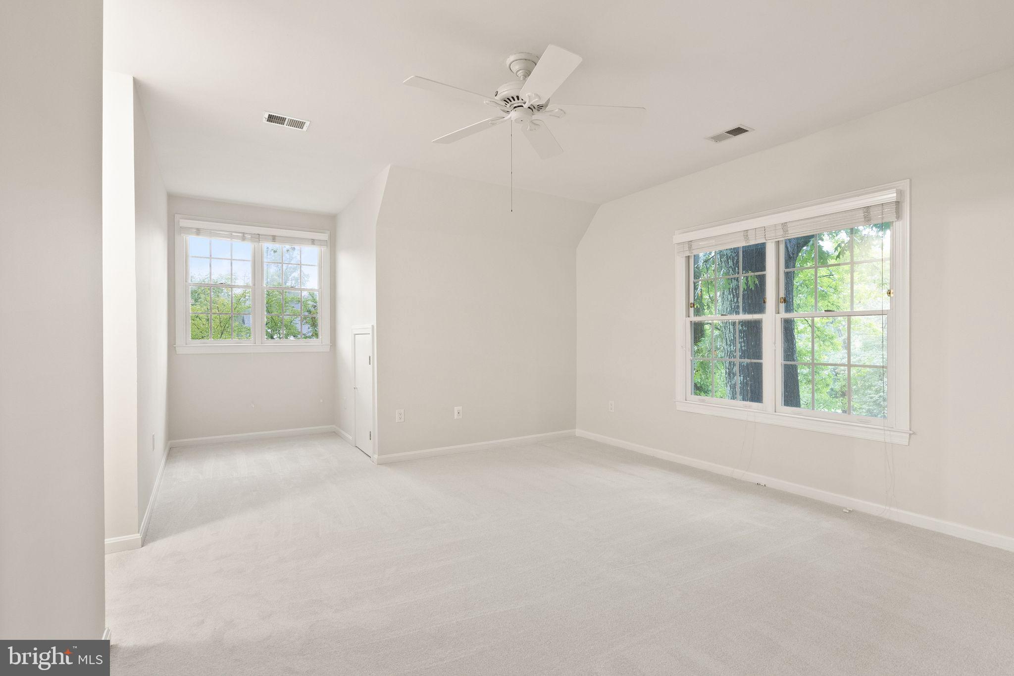 6006 Chesterbrook Road McLean, VA 22101 - Photo 40 of 63 Bedroom #4