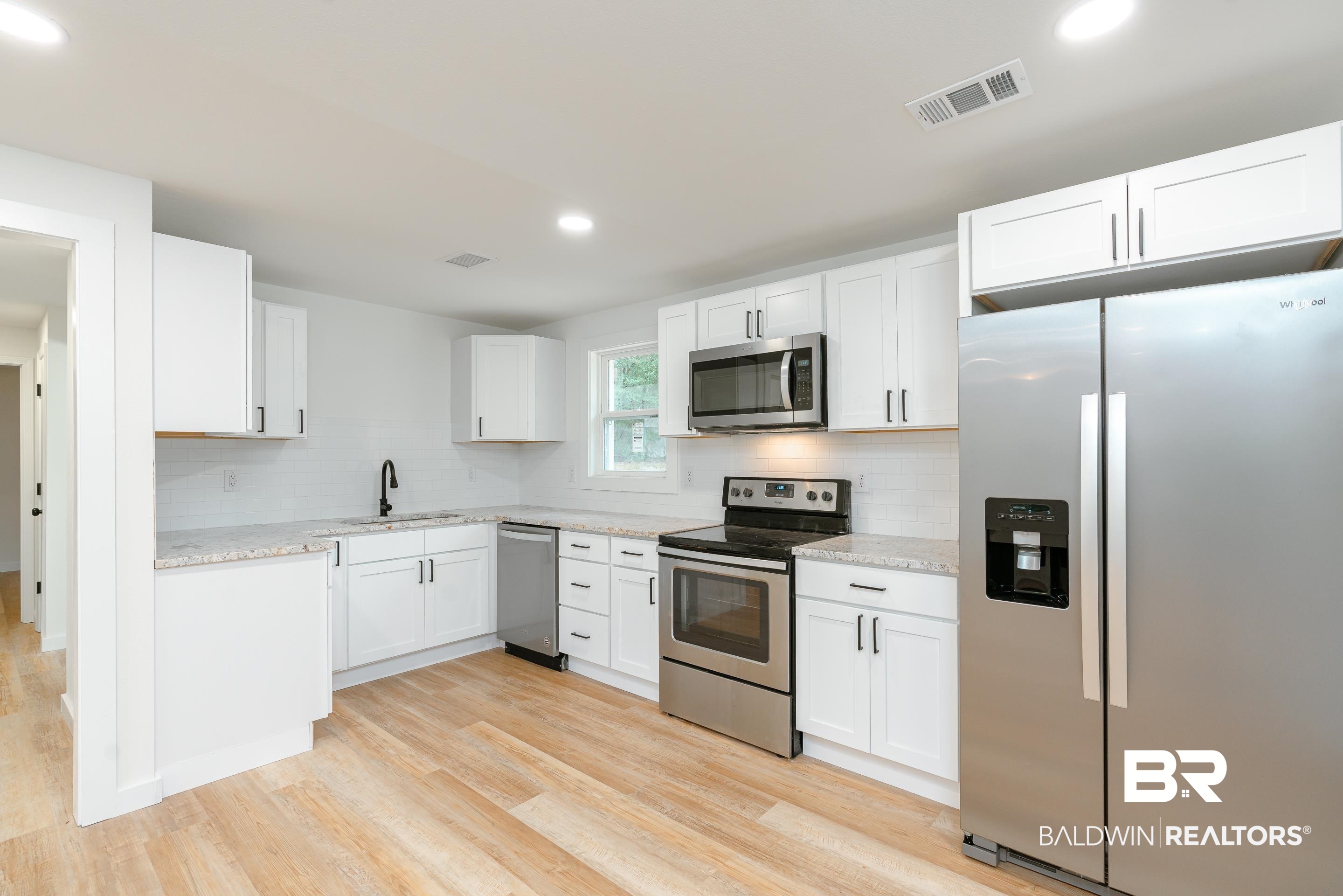 5201 Almeda Court Mobile, AL 36693 - Photo 7 of 25