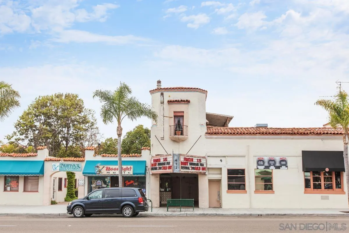522 4th Street, Unit A Encinitas, CA 92024 - Photo 14 of 20
