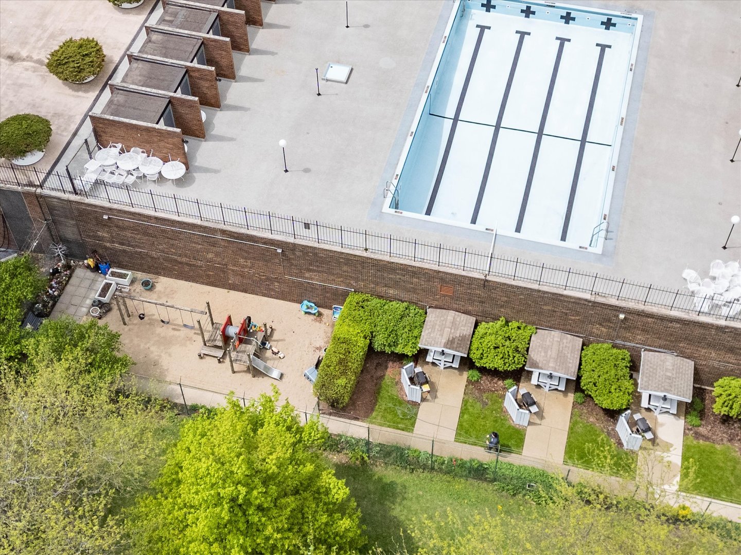 5455 North Sheridan Road, Unit 1915 Chicago, IL 60640 - Photo 45 of 64 Gallery Image 45