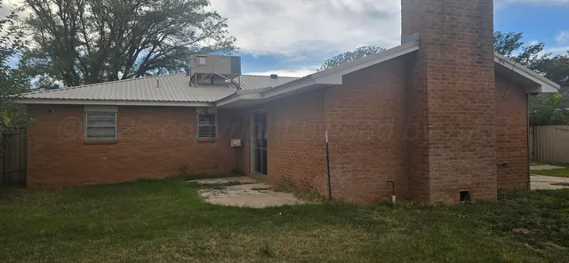 $229,000 | 212 Centre Street, Hereford, TX 79045